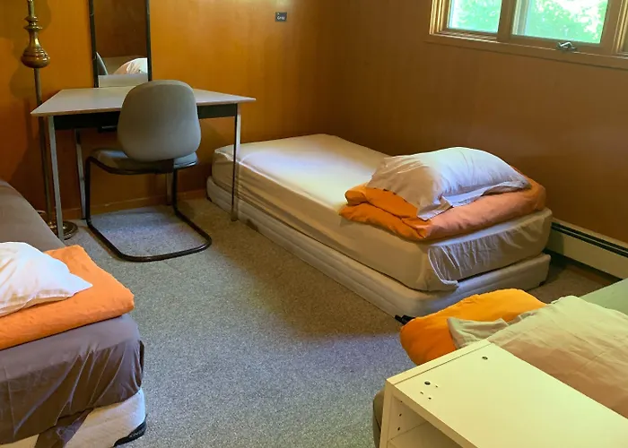 Vancouver Backpacker House - 10 Min Walk To Metrotown Skytrain Station